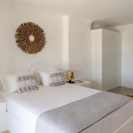 Glaronisi Kea Villa *