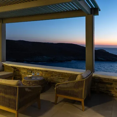 Glaronisi Kea Villa *