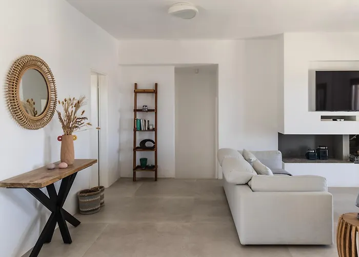 Glaronisi Kea Villa *